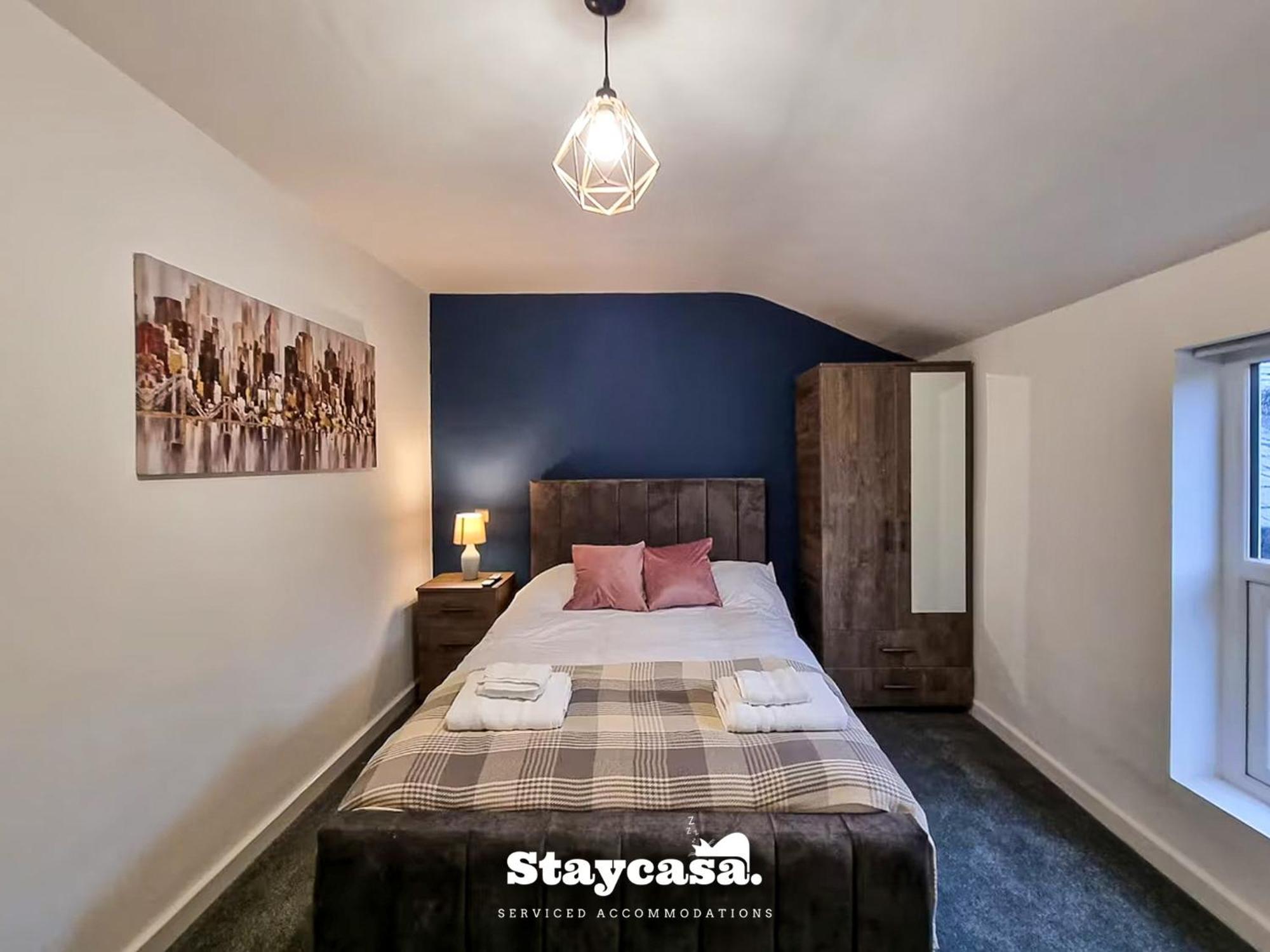 Delightful Spacious Haven With Large Driveway แมนเชสเตอร์ ภายนอก รูปภาพ
